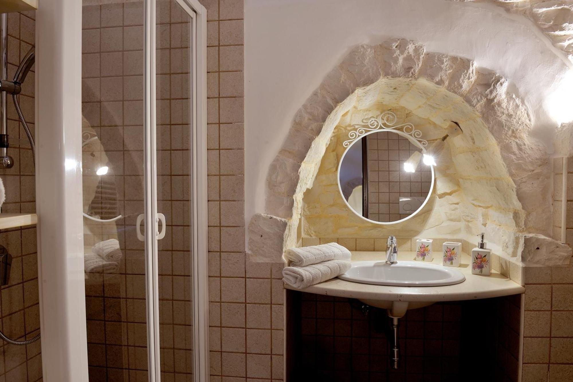 Trulli Barsento Guest House Alberobello Room photo